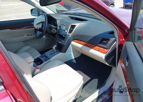 2011 Subaru Outback 2.5I Limited z USA, uszkodzony, nr VIN 4S4BRCKC2B3368460